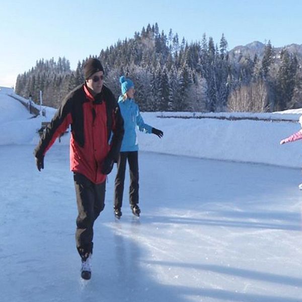 caroline-fellinger-unterhofstaett-ballsberger-eislaufen1