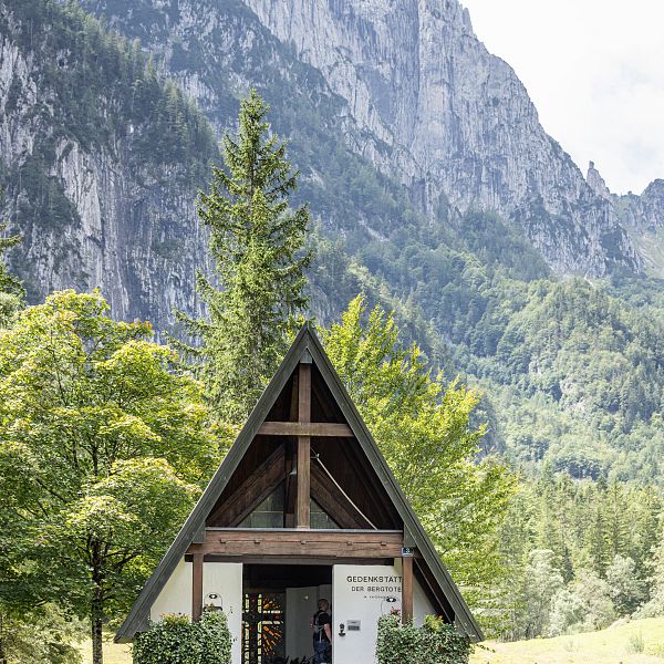 kaiserbachtal-alpine-outdoor-gallery-c-mirja-geh-1