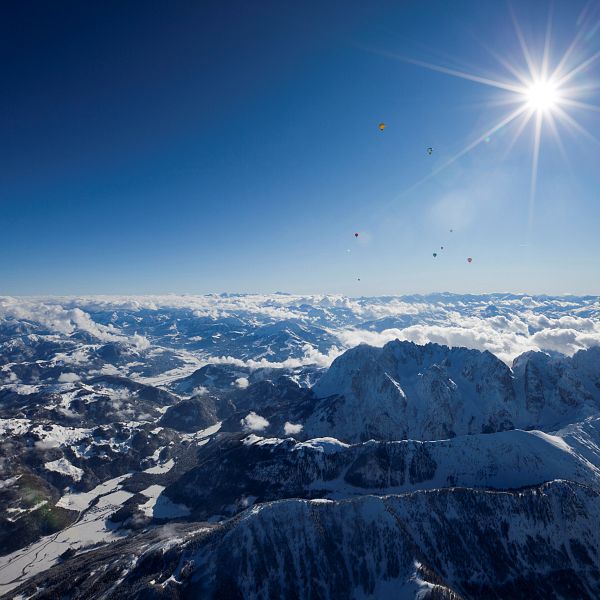 kaiserwinkl-ballon-woche-tirol-alpen-winter-7