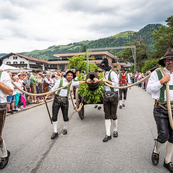 Kaiserwinkl, Bieranstich