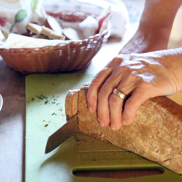 kaiserwinkl-kreative-sommerwerkstaette-butter-herstellen-6