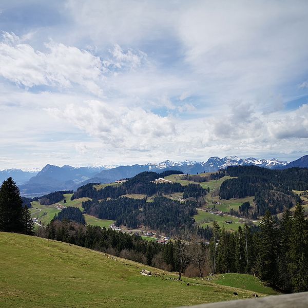 kaiserwinkl-lena-schindler-wanderen-im-fruhling-05-ausblick