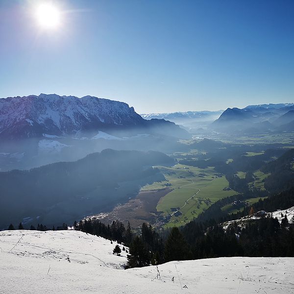 kaiserwinkl-lena-schindler-wanderen-im-fruhling-13-schnee-und-sonne