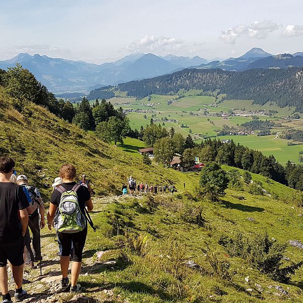 kaiserwinkl-promiwanderung-mit-felix-neureuther-20