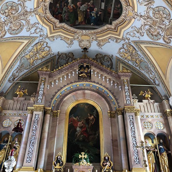 kaiserwinkl-walchsee-kirchenaltar