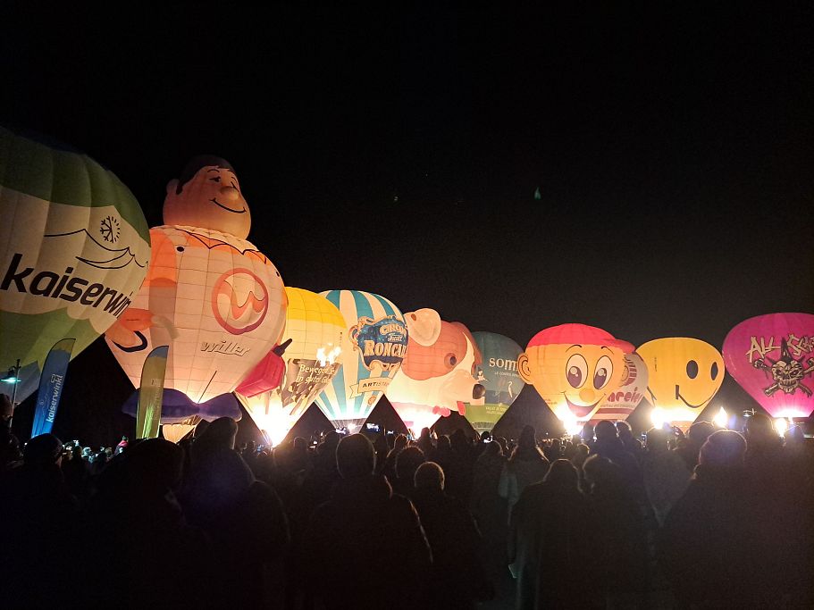 Night Glowing Kaiserwinkl Alpin Ballooning