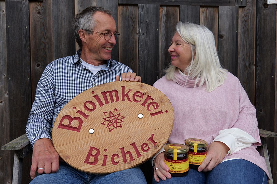 Besuch in der Bio-Imkerei von Bernhard und Angelika Bichler