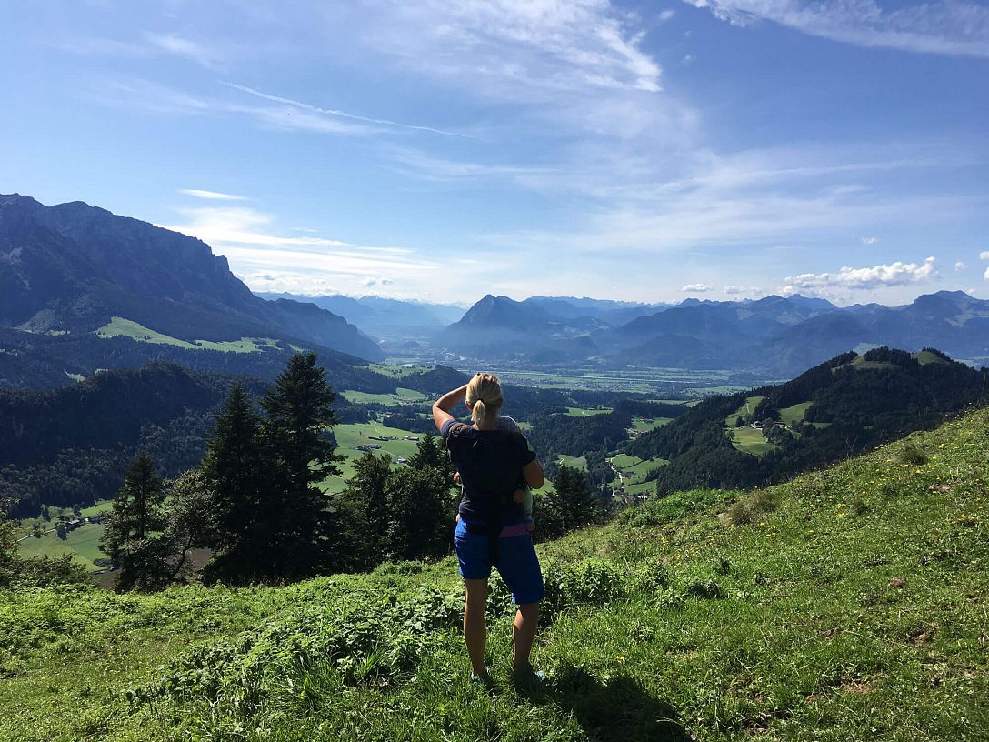 Weitsicht genießen, Wanderung Hitscheralm, Kaiserwinkl