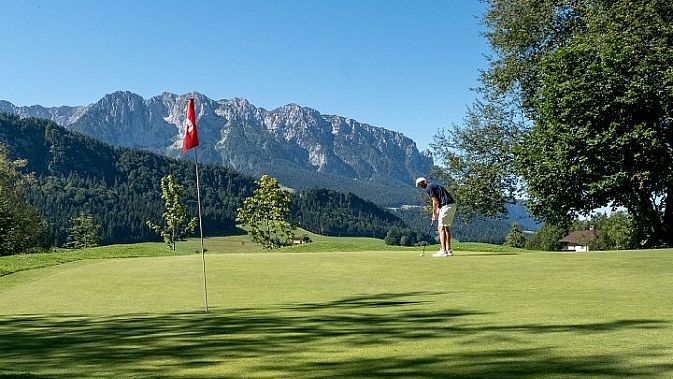 hd-kaiserwinkl-sommer-sommeraktivitaeten-golf-golfen-golfplatz-moarhof-walchsee-2