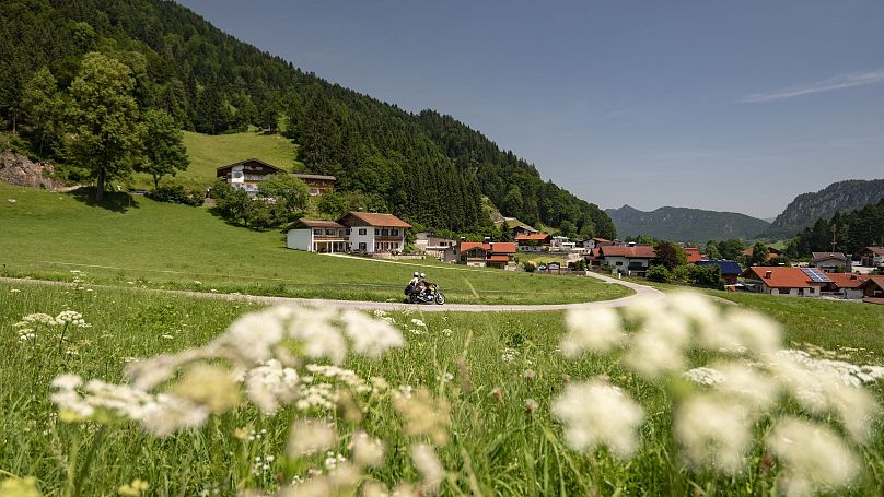 hd-kaiserwinkl-urlaub-landschaft-rettenschoess-sommer-sommerlandschaft-1